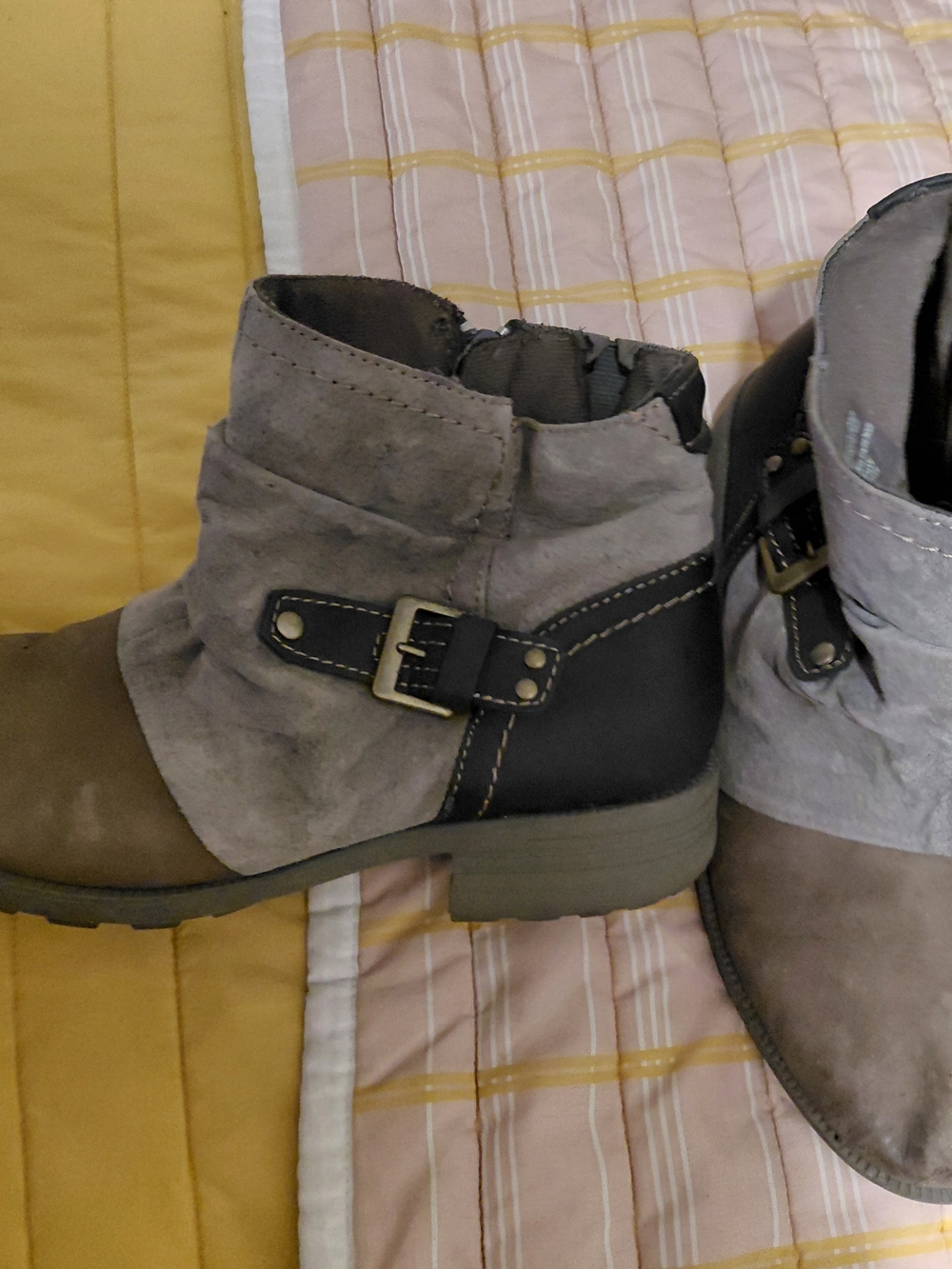 Earth Origins Two-Tone Gray and Dark Brown Buckle Ankle Boots